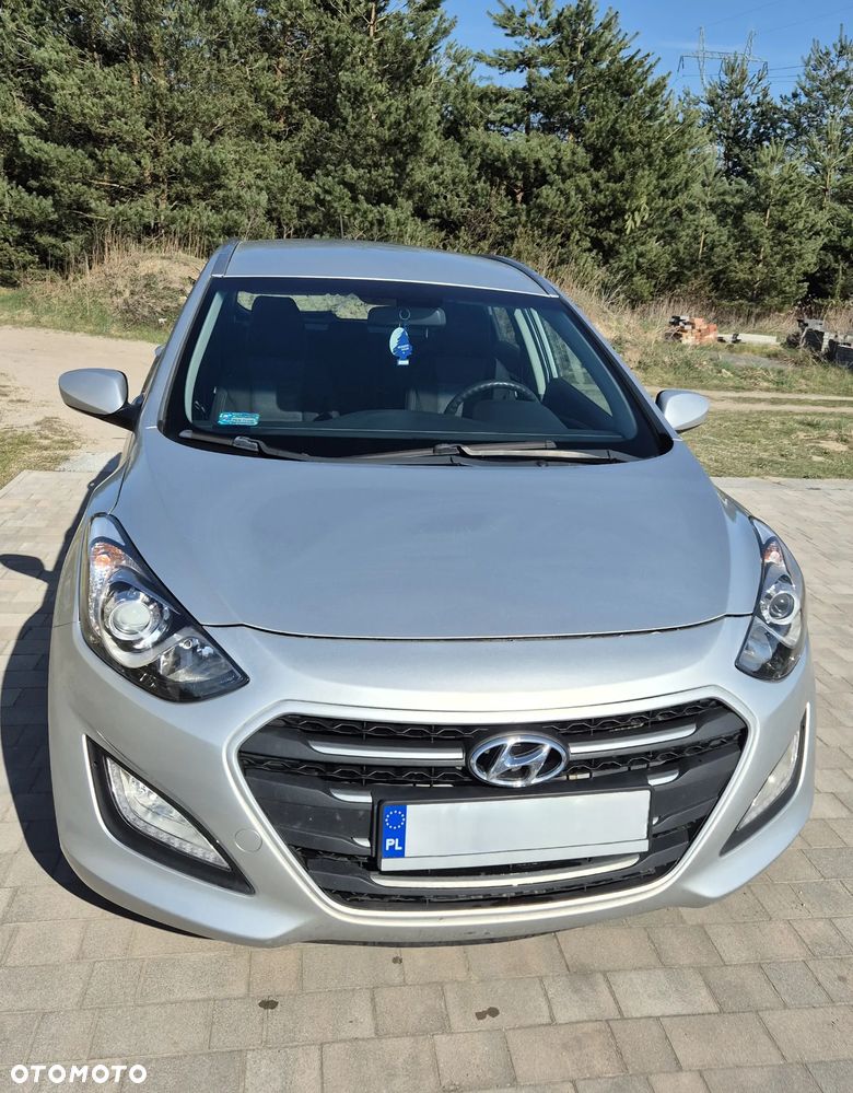 Hyundai i30 1.4 CRDi Comfort - 11