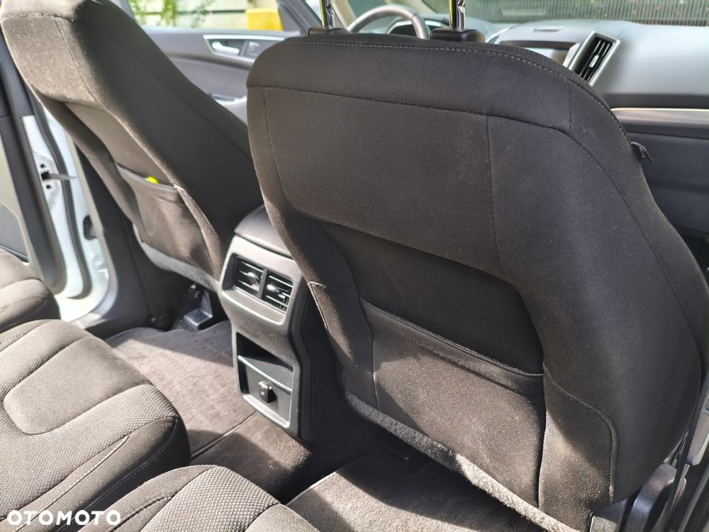 Ford S-Max - 31