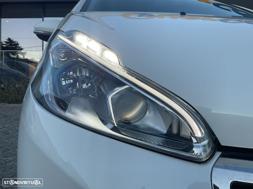 Peugeot 208 1.6 BlueHDi Active - 18