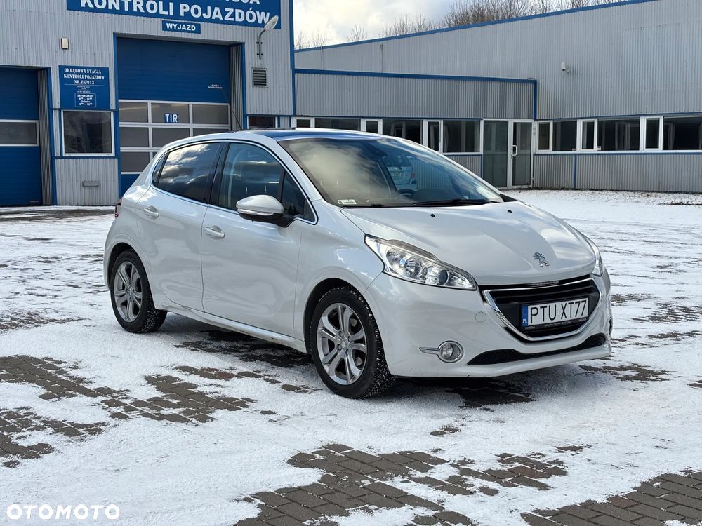 Peugeot 208 1.2 PureTech Allure - 4