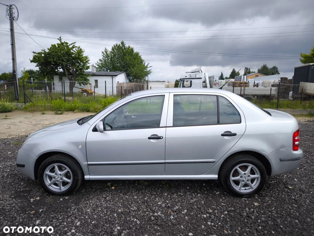 Skoda Fabia 1.4 16V Comfort - 6