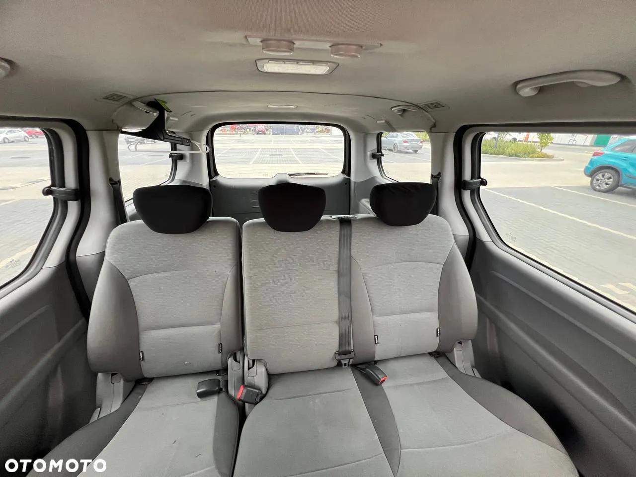 Hyundai H-1 - 14