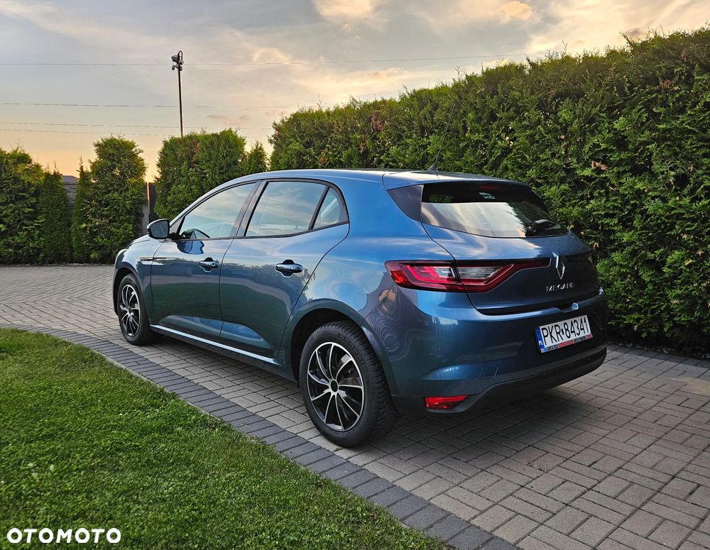 Renault Megane ENERGY TCe 100 EXPERIENCE - 8