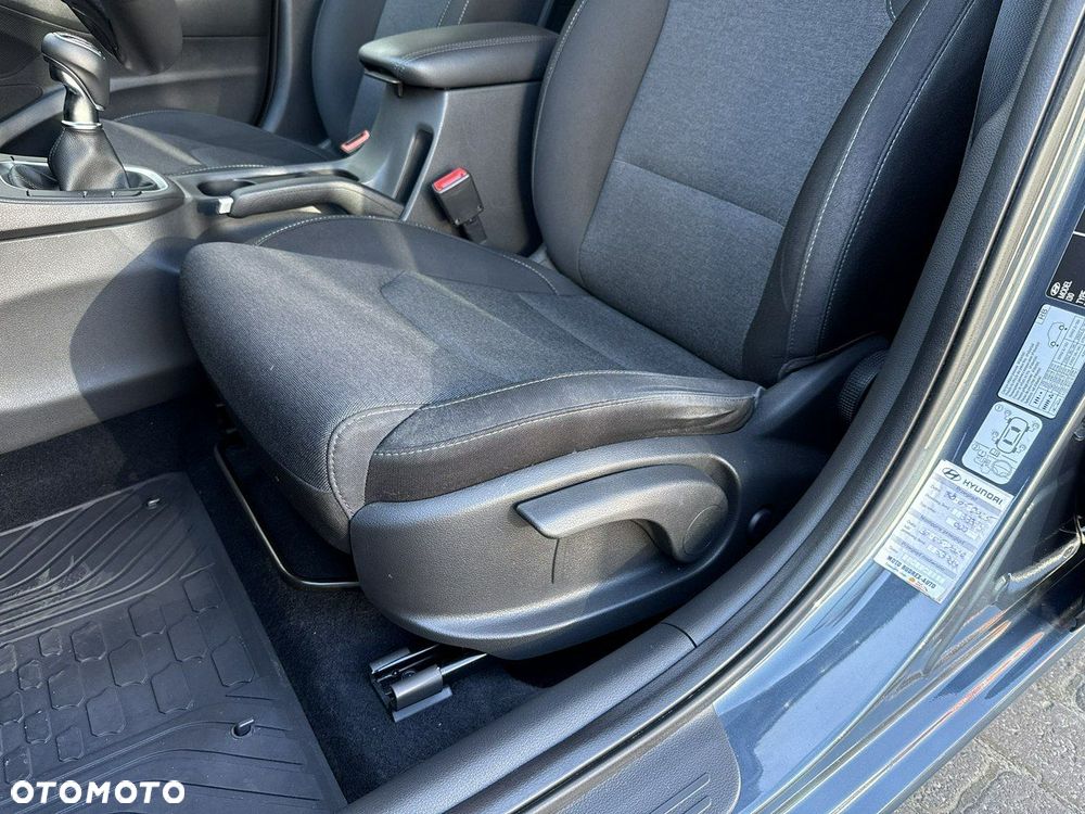 Hyundai i30 1.5 DPI Comfort - 26