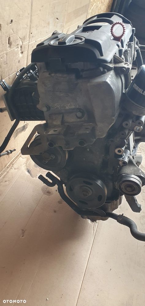 Silnik słupek blok silnika VW Passat B6 1.4 TSI CAXA - 5