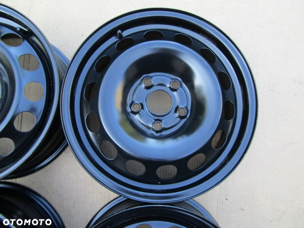 4x Felgi 16 VW Touran Caddy Golf V VI Skoda Octavia II Audi A3 / 5x112 ET50 - 8