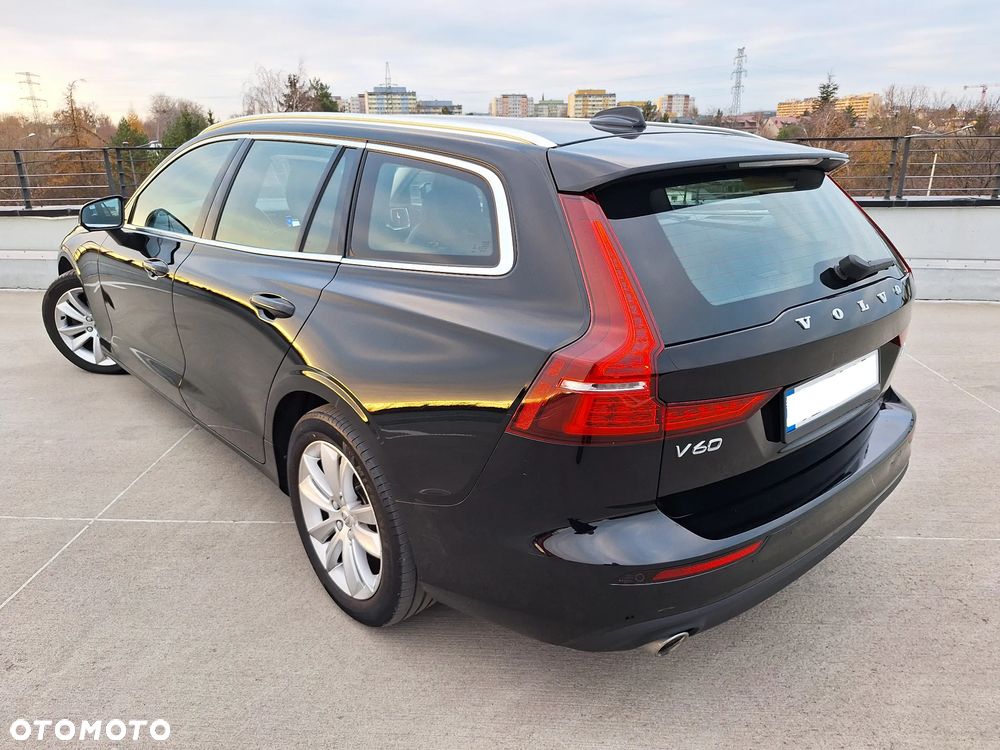 Volvo V60 D4 Momentum Pro - 9