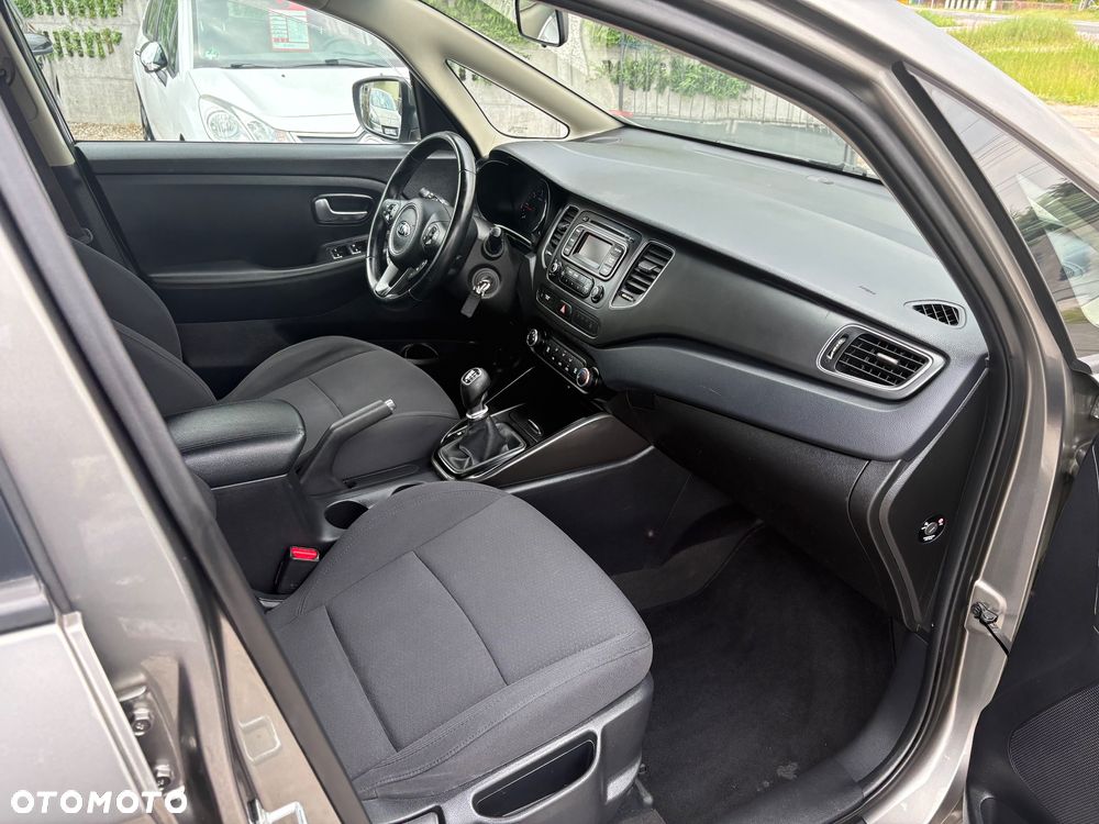 Kia Carens 1.7 CRDi Spirit - 28
