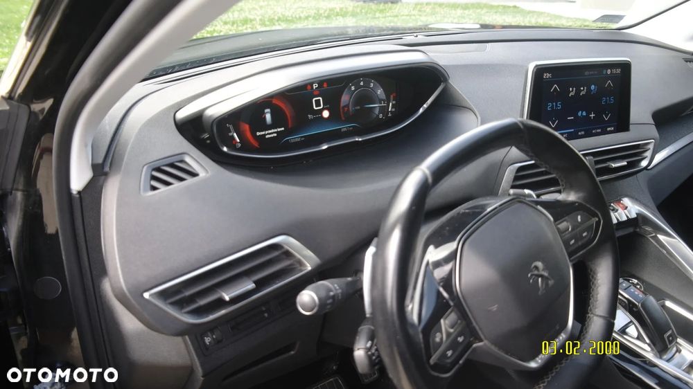 Peugeot 5008 1.2 PureTech Active S&S EAT6 - 14