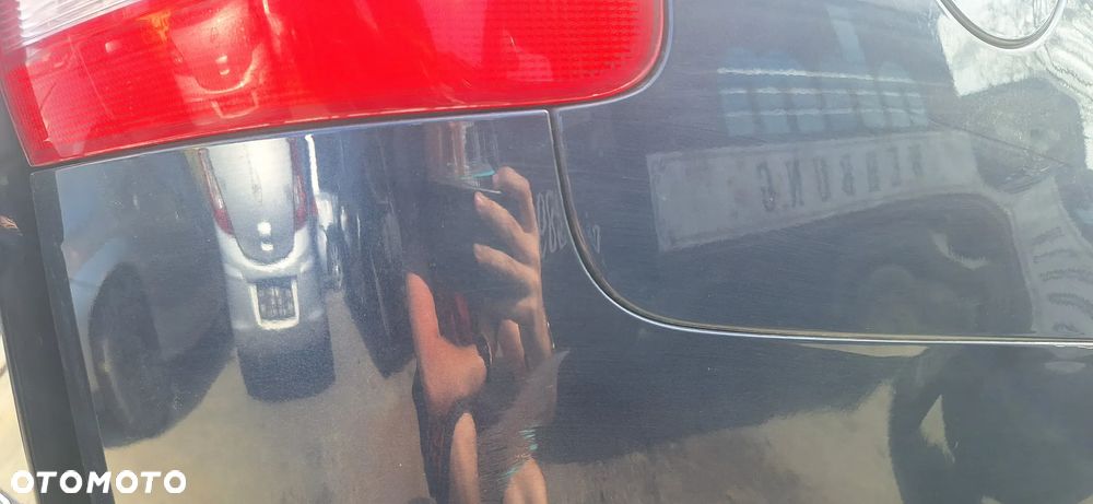 Volkswagen Touran 10- Zderzak Tył Tylny Kod Lakieru LH5X - 19