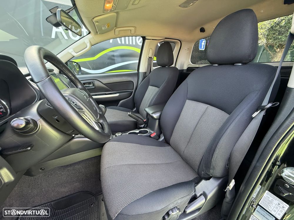 Mitsubishi L200 2.3 DI-D Strakar Club Evolution 4WD IVA DEDUTIVEL - 17