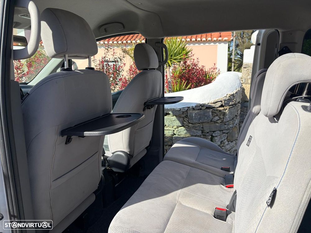 Nissan NV200 Combi - 7