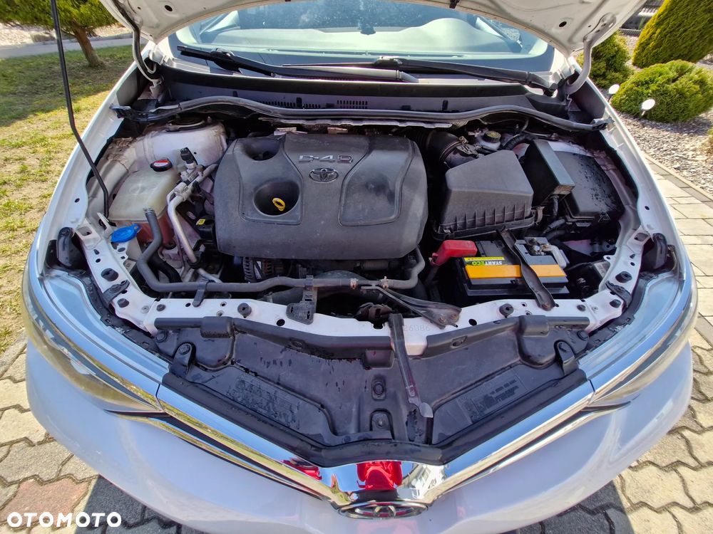 Toyota Auris 1.4 D-4D Active - 24