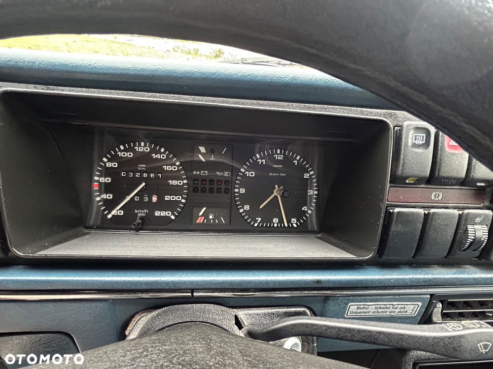 Volkswagen Golf - 11