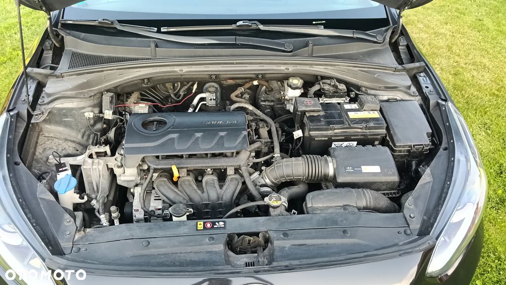 Kia Ceed 1.4 L - 7