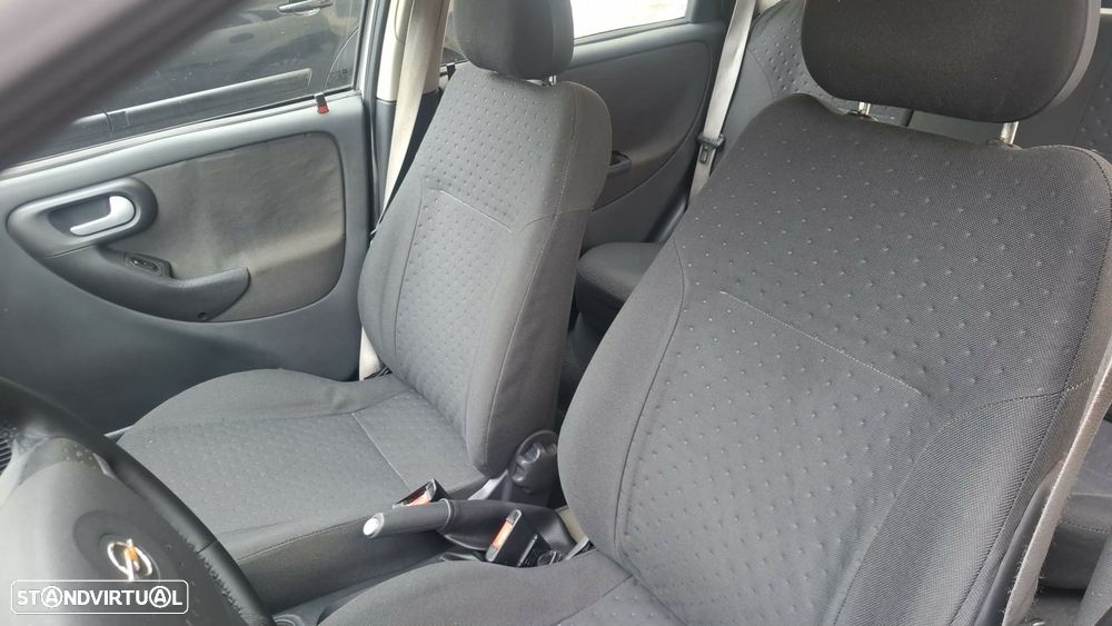 Opel Corsa 1.2 16V Enjoy Easytronic - 10