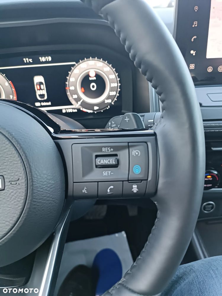 Nissan Qashqai - 11