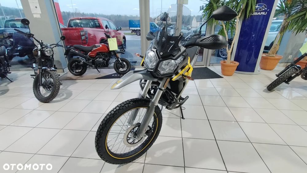 VOGE 300GY RALLY