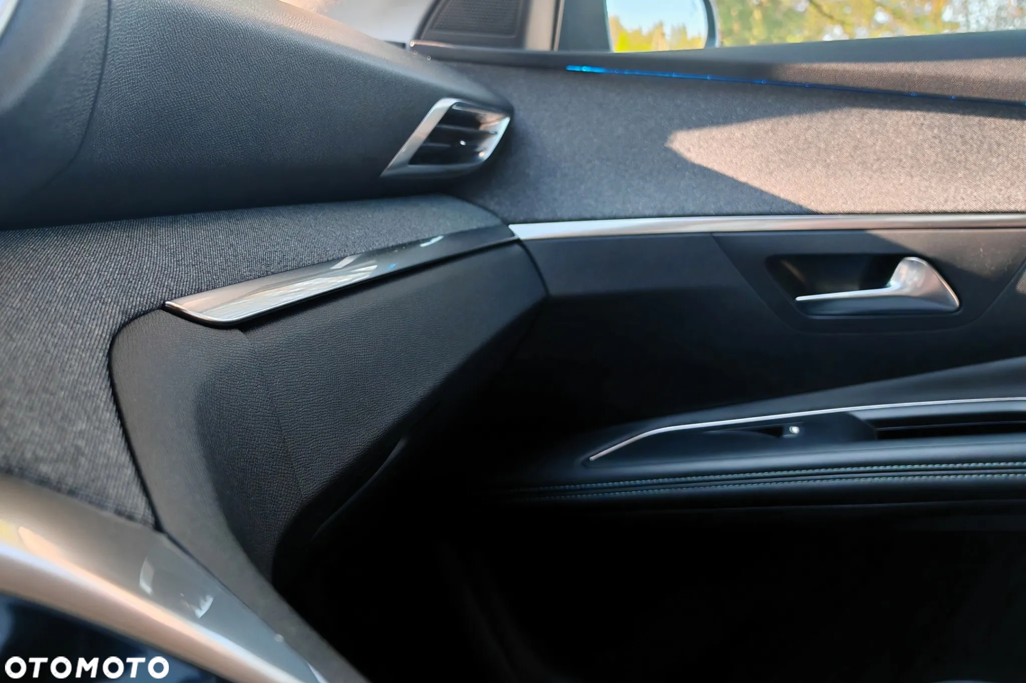 Peugeot 3008 1.2 PureTech Allure Pack S&S EAT8 - 30