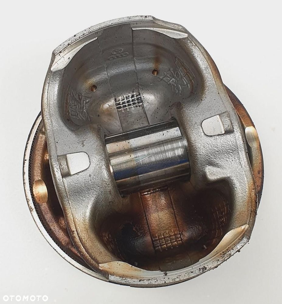 TŁOK TŁOKI AUDI A4 S4 B8 8K 1.8 TFSI 0822363 - 4