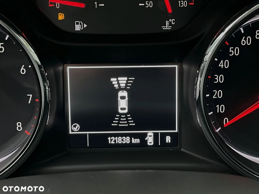 Opel Insignia 1.5 T Exclusive S&S - 23