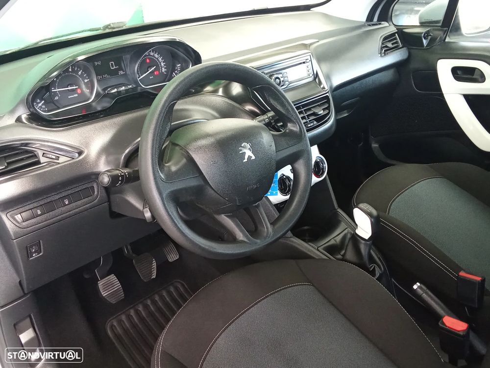 Peugeot 208 1.2 PureTech Active - 6