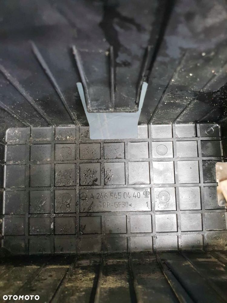 mercedes w246 obudowa akumulatora a2465450440 - 4