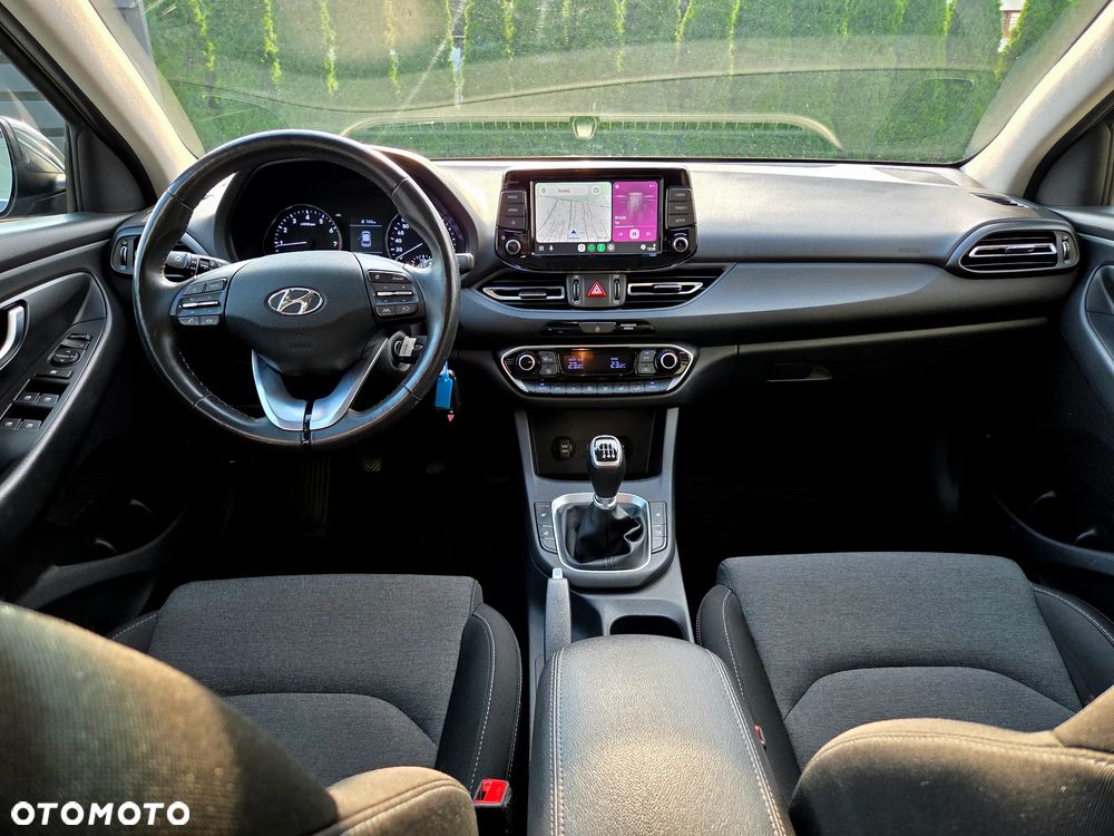 Hyundai i30 1.5 DPI Smart - 22