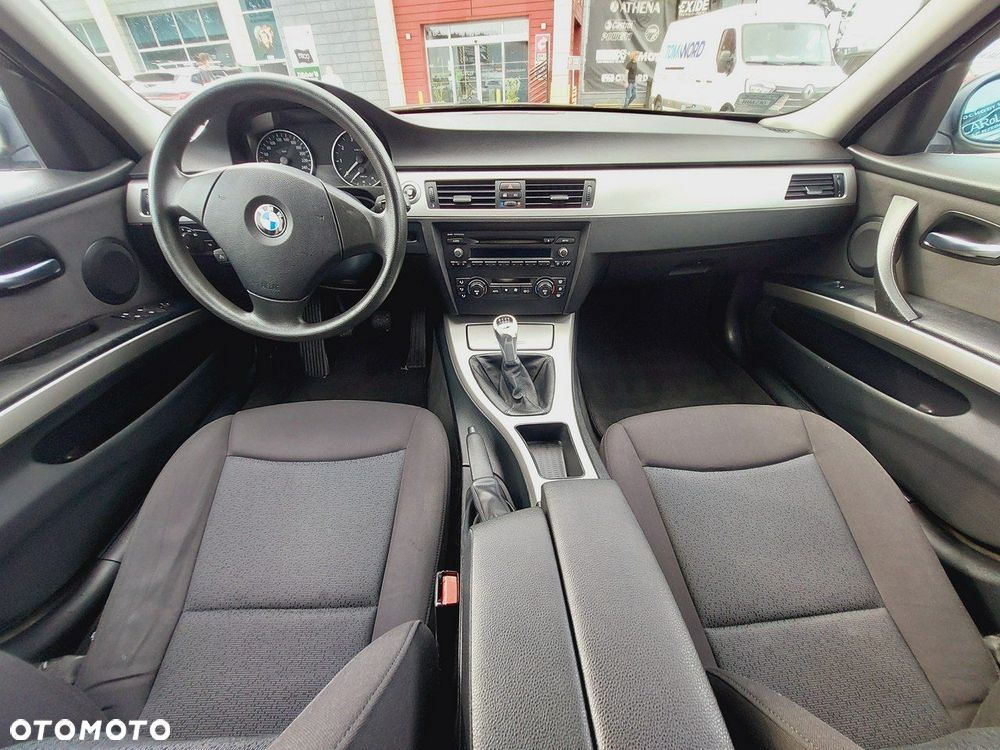 BMW Seria 3 - 6