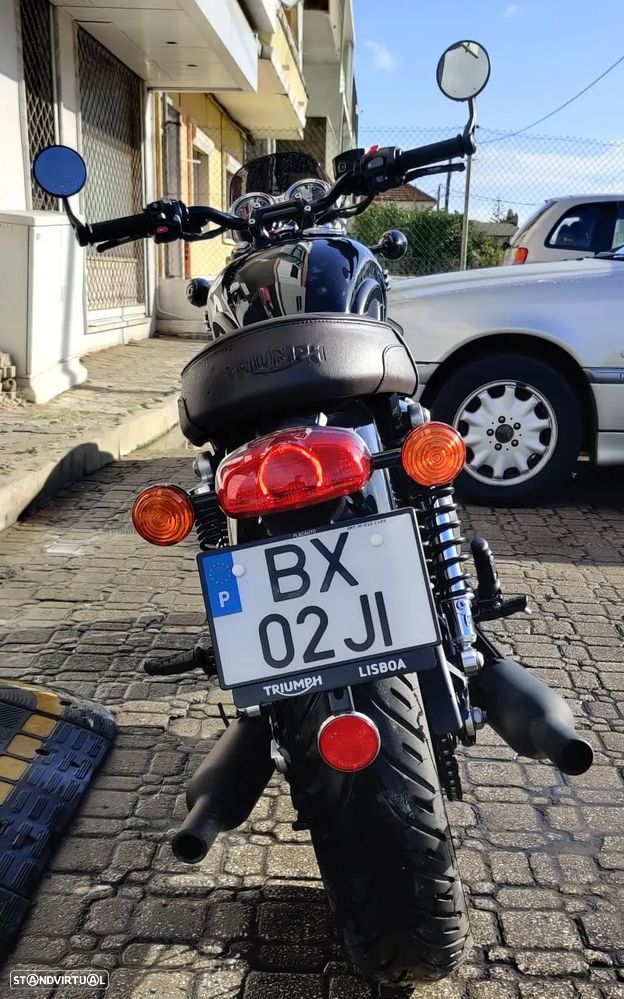 Triumph Bonneville T120 Black - 9