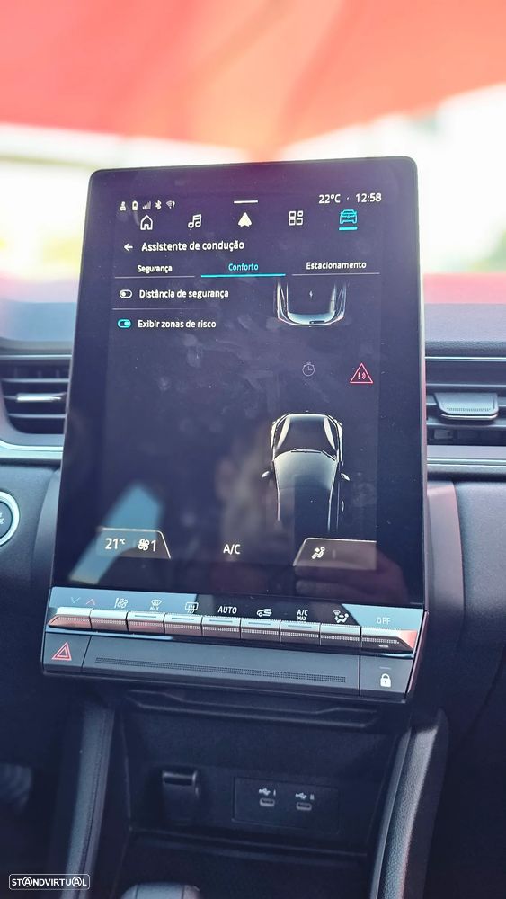 Renault Captur 1.6 E-Tech Full Hybrid Evolution - 37