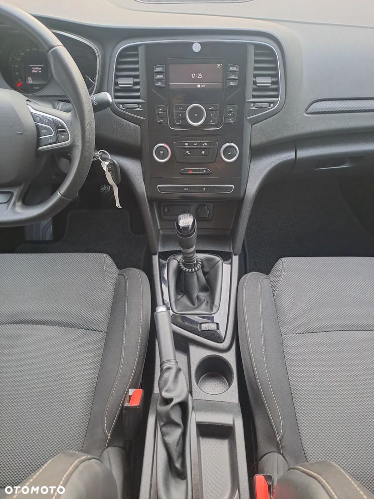 Renault Megane - 17