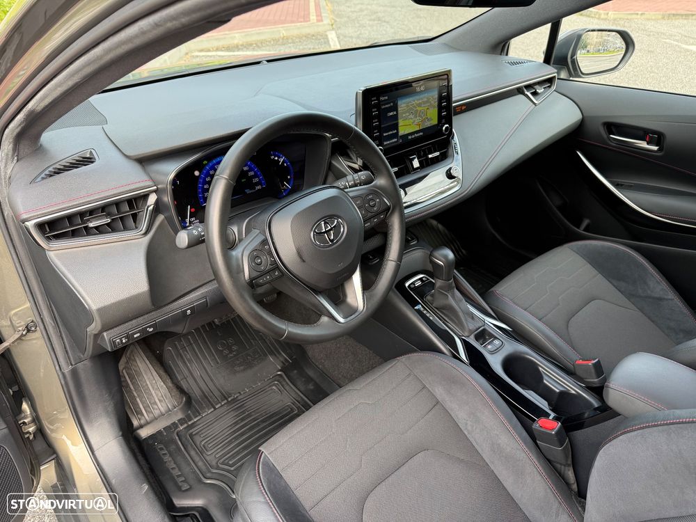 Toyota Corolla 1.8 Hybrid Exclusive - 11