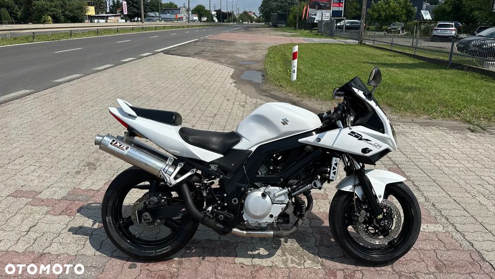 Suzuki SV - 8