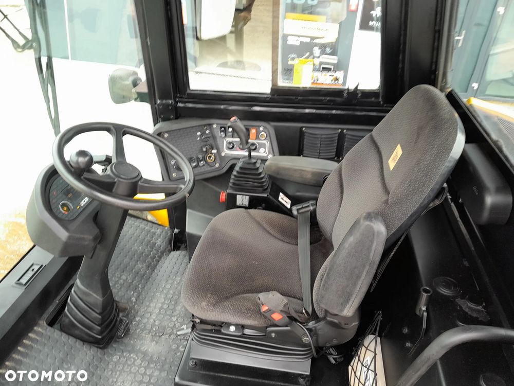 JCB VM137D - 26