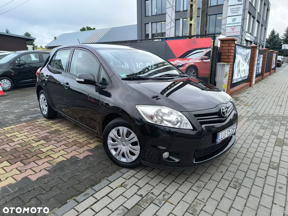 Toyota Auris 1.6 Sprint - 1