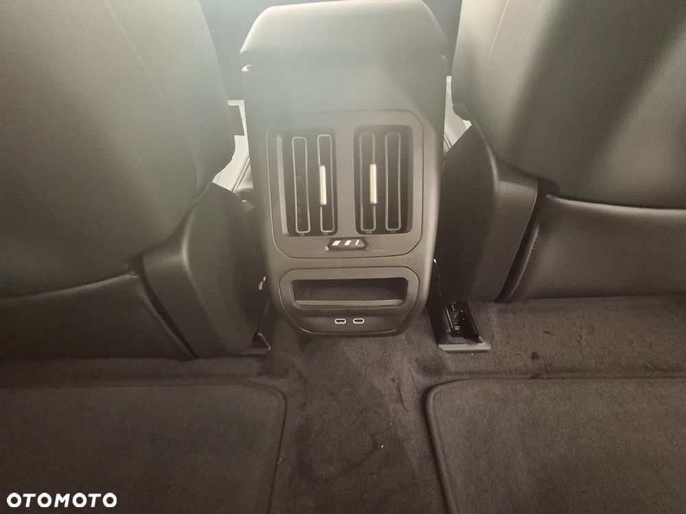 BMW i3 50 xDrive 113.4kWh - 36