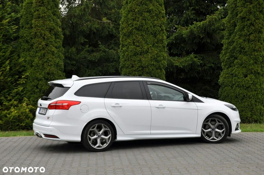 Ford Focus 2.0 TDCi ST - 5