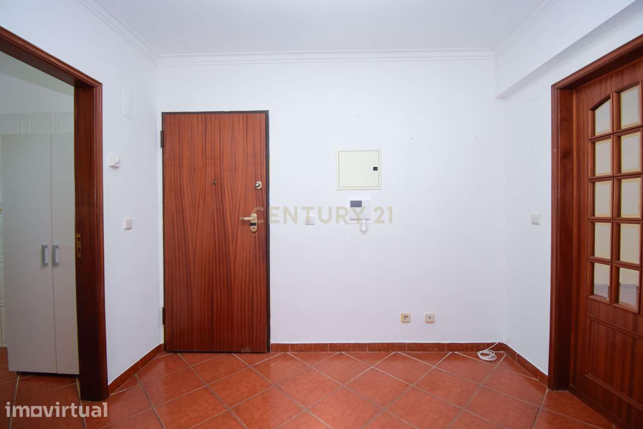 Apartamento T2 para arrendar - Santa Marta de Corroios, Almada - Grande imagem: 5/26