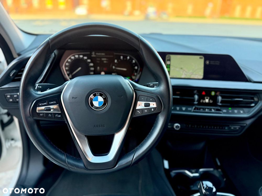 BMW Seria 1 118i Sport Line - 18