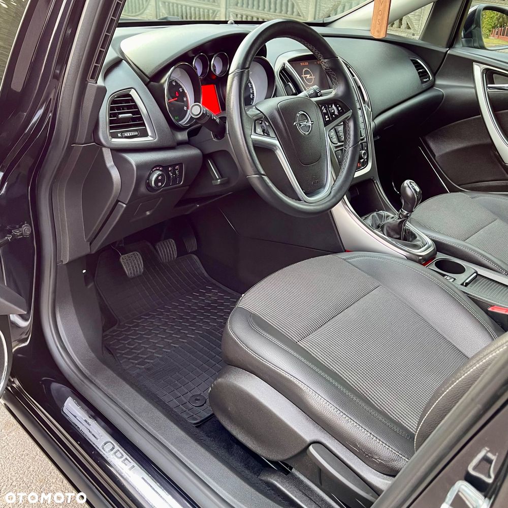 Opel Astra 1.4 Turbo Exklusiv - 14