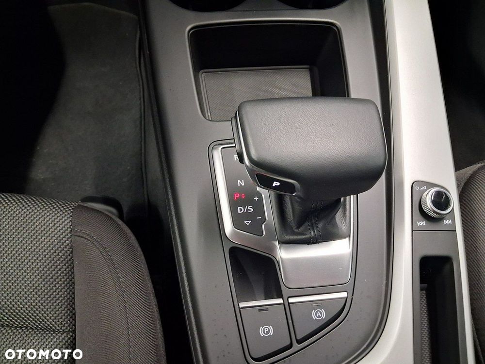 Audi A4 Limousine - 25