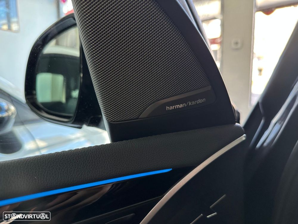 BMW iX3 M Sport Impressive - 23