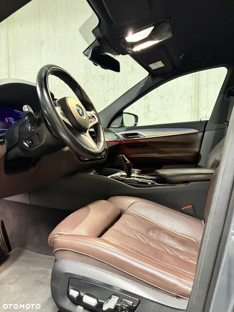 BMW Seria 6 - 12