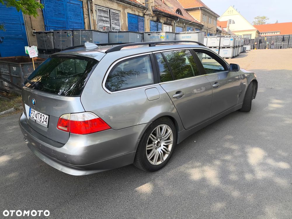 BMW Seria 5 525d - 4