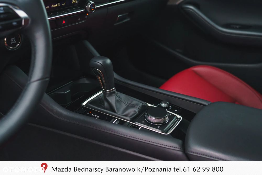 Mazda 3 2.0 mHEV Takumi - 36