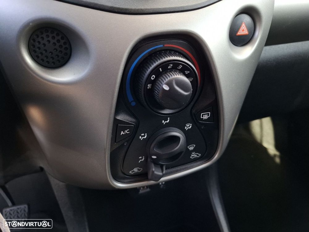 Peugeot 108 1.0 VTi Active - 14