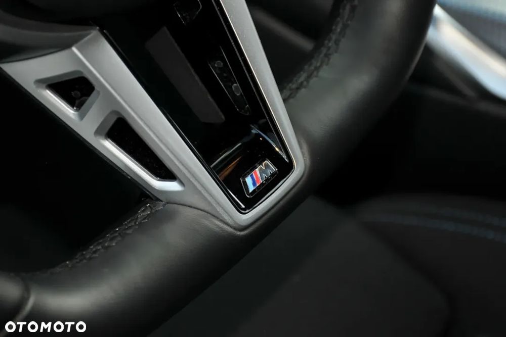 BMW Seria 3 318i M Sport - 14