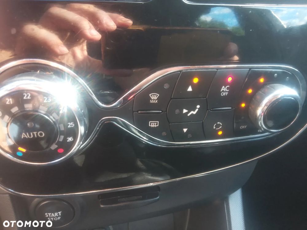 Renault Clio 0.9 Energy TCe Intens+ EU6 - 11