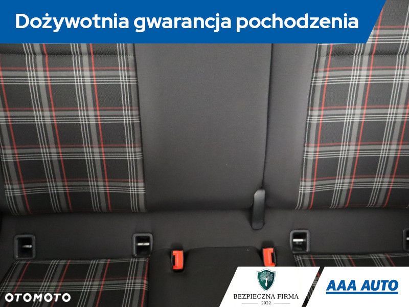 Volkswagen up! - 12